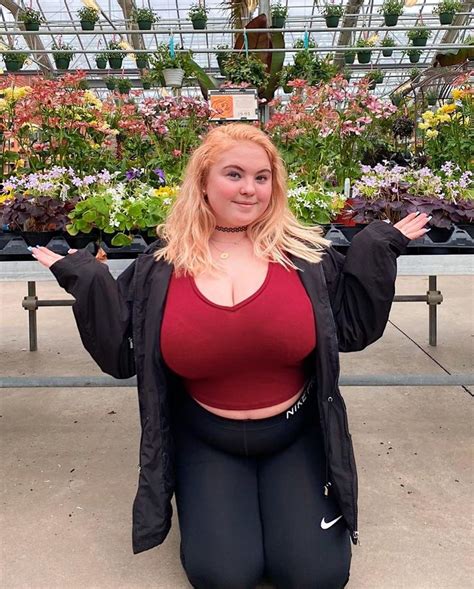 chubby teen fuck|Top 10 Curvy OnlyFans & Hottest Chubby OnlyFans